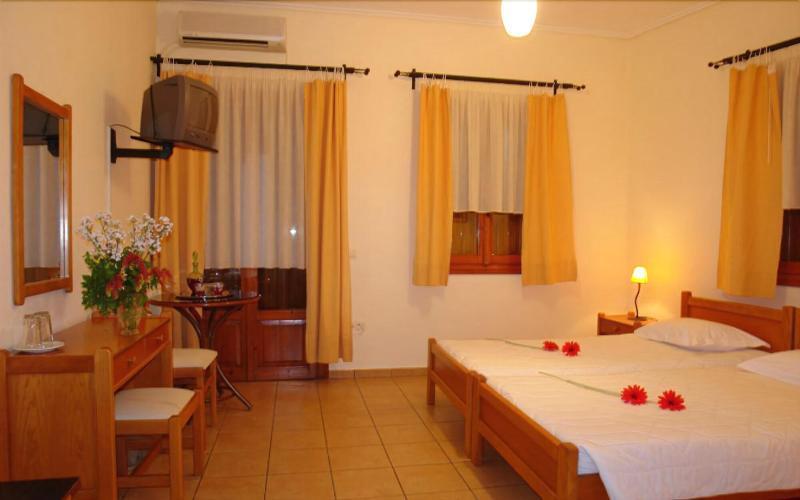 Hotel Xenonas Chrisso Delfi Esterno foto