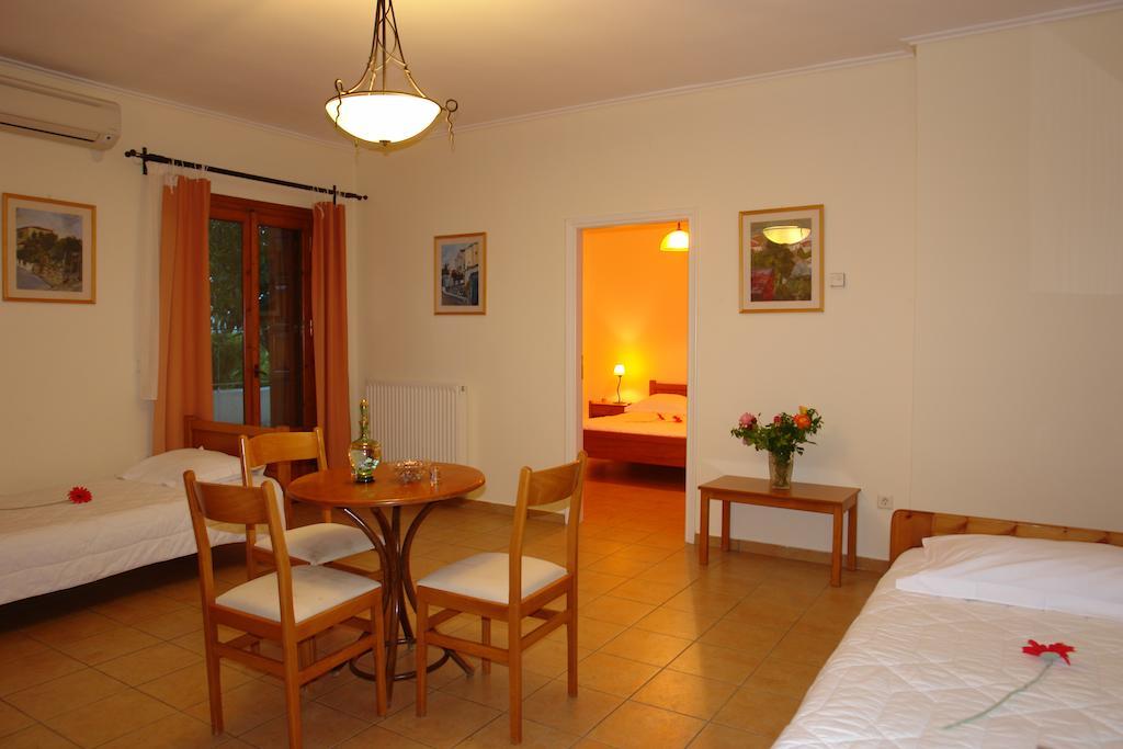 Hotel Xenonas Chrisso Delfi Camera foto