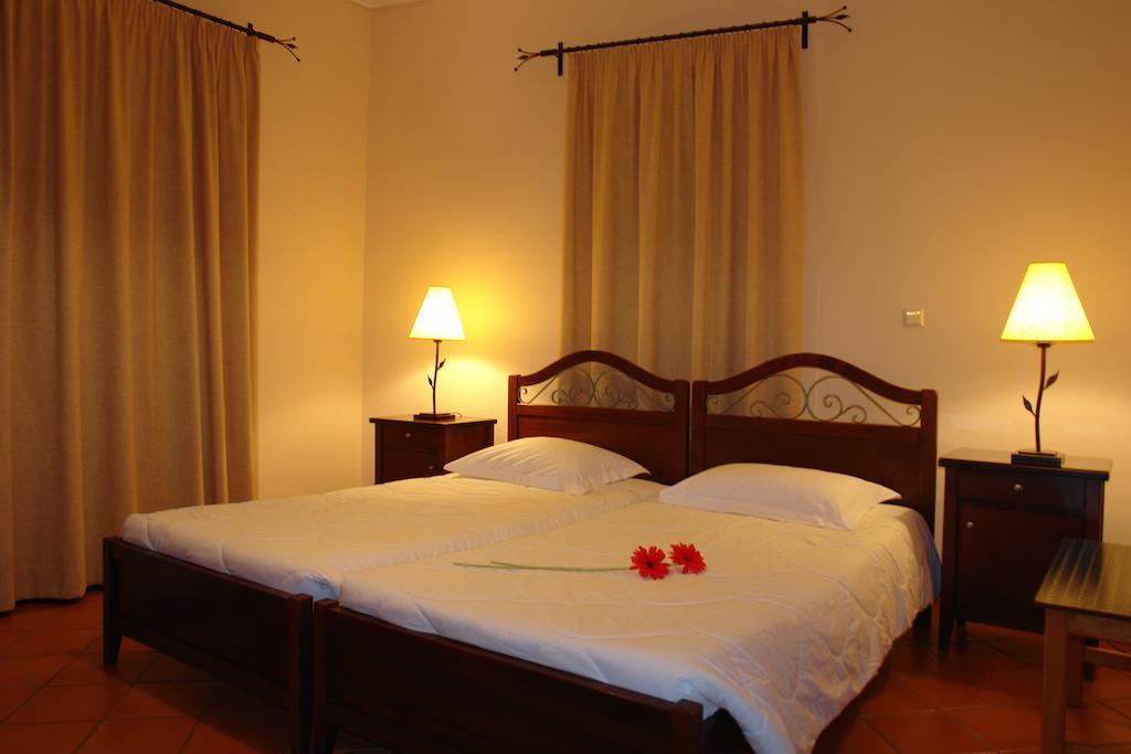 Hotel Xenonas Chrisso Delfi Esterno foto