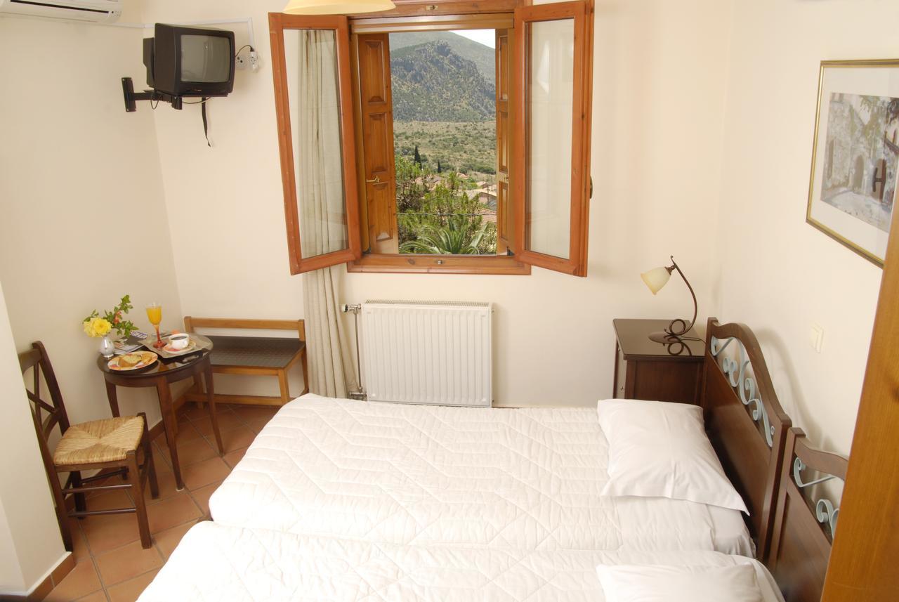 Hotel Xenonas Chrisso Delfi Esterno foto