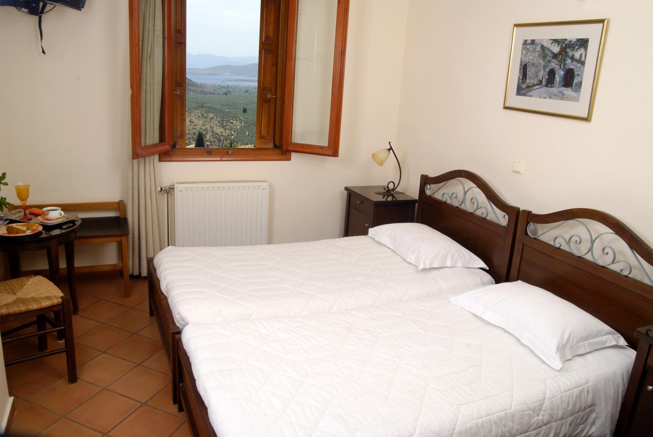 Hotel Xenonas Chrisso Delfi Esterno foto