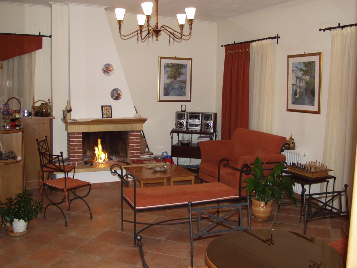 Hotel Xenonas Chrisso Delfi Esterno foto